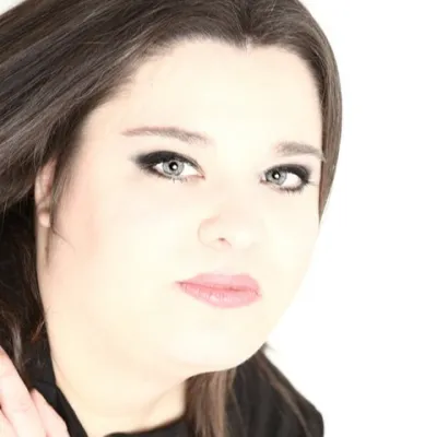 Profilbild von Janine Nicole, Berater auf Elementys